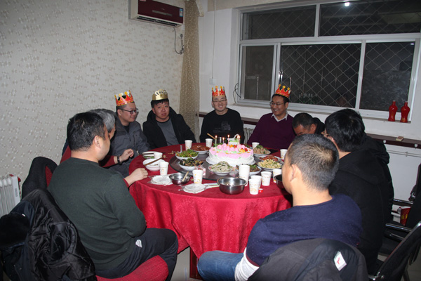 养护公司大广项目部为员工庆生3(报道用）.jpg